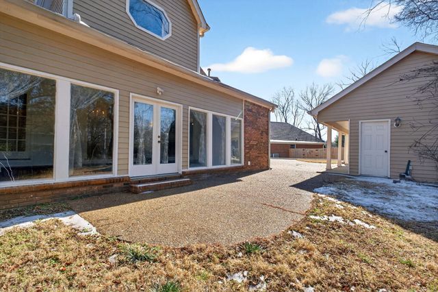 232 Pebble Glen Dr, Franklin, TN 37064