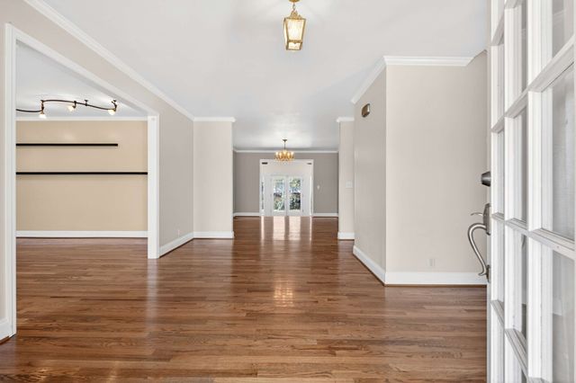 232 Pebble Glen Dr, Franklin, TN 37064