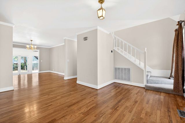 232 Pebble Glen Dr, Franklin, TN 37064