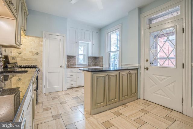 116 PEARL ST, Lancaster, PA 17603