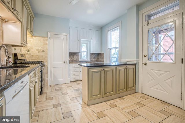 116 PEARL ST, Lancaster, PA 17603
