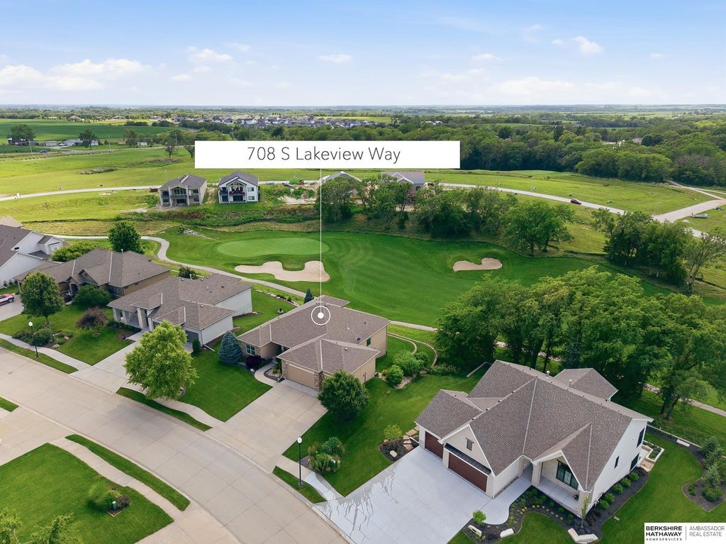 708 S Lakeview Way, Ashland, NE 68003