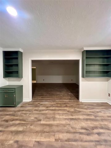 2009 N Palm Court, Pasadena, TX 77502