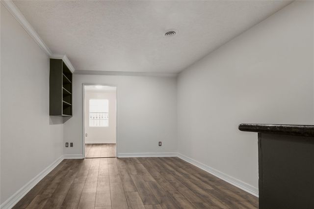 2009 N Palm Court, Pasadena, TX 77502