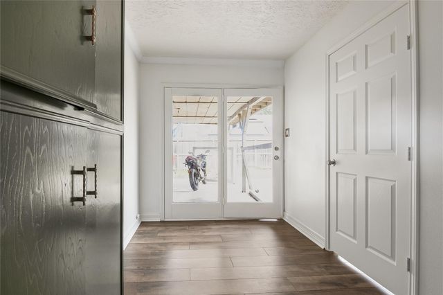 2009 N Palm Court, Pasadena, TX 77502