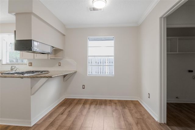 2009 N Palm Court, Pasadena, TX 77502