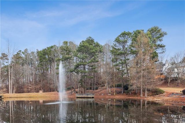 260 Wildcat Lake Dr, Lawrenceville, GA 30043