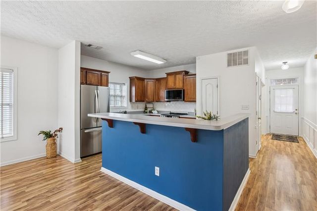 260 Wildcat Lake Dr, Lawrenceville, GA 30043