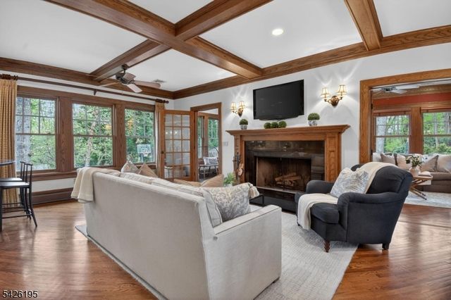 156 Pollard Rd, Mountain Lakes Boro, NJ 07046