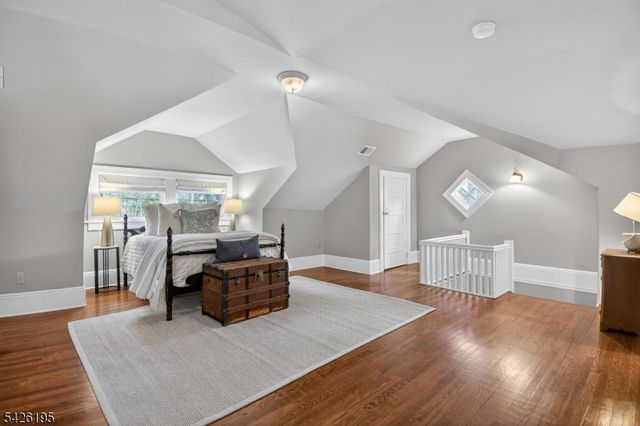 156 Pollard Rd, Mountain Lakes Boro, NJ 07046