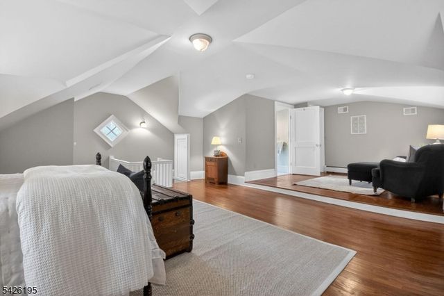 156 Pollard Rd, Mountain Lakes Boro, NJ 07046