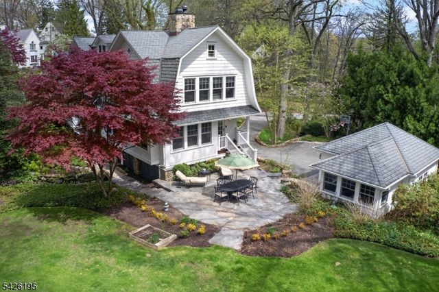 156 Pollard Rd, Mountain Lakes Boro, NJ 07046