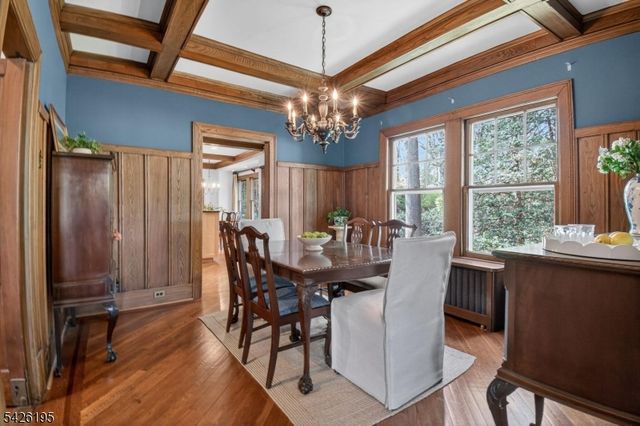 156 Pollard Rd, Mountain Lakes Boro, NJ 07046