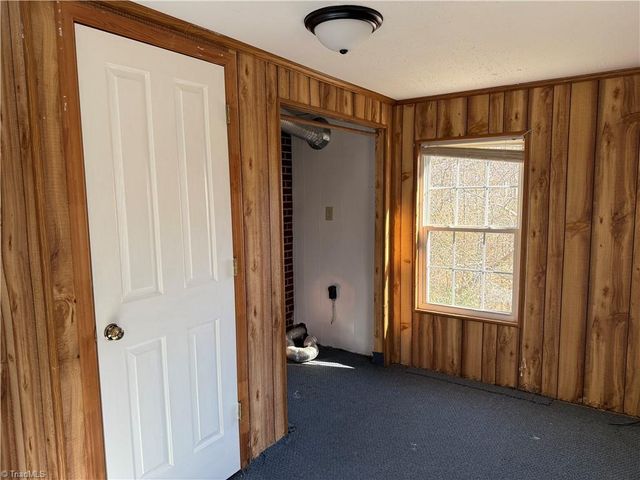 2282 Old Pipers Gap, Cana, VA 24317