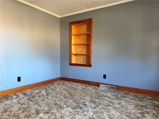 2282 Old Pipers Gap, Cana, VA 24317