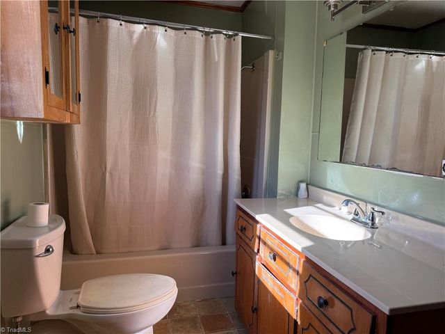 2282 Old Pipers Gap, Cana, VA 24317