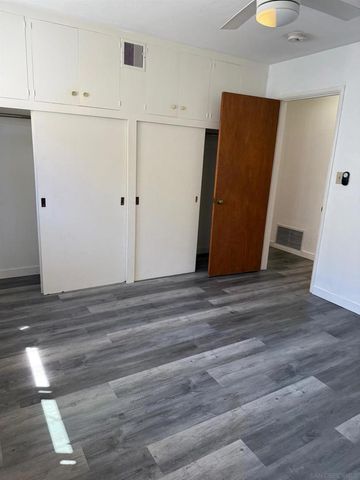 471 E Ave, Coronado, CA 92118