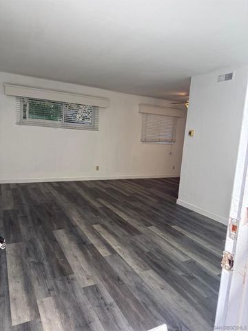 471 E Ave, Coronado, CA 92118