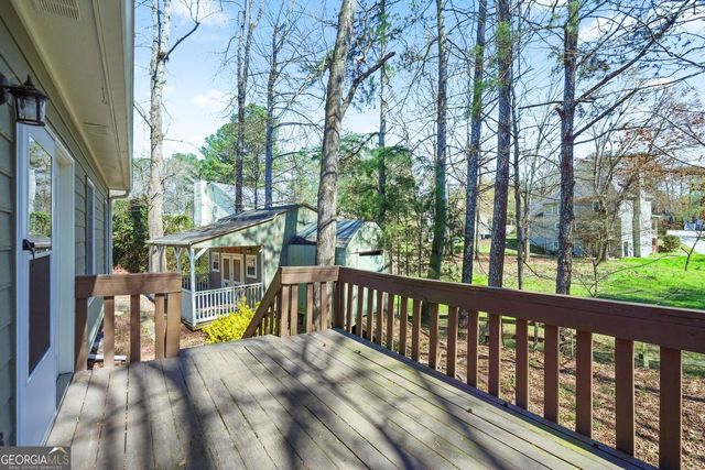 1700 Summit View Way, Snellville, GA 30078