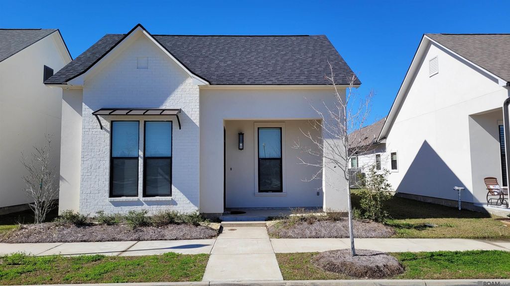 10112 Alderman Dr, Central, LA 70818