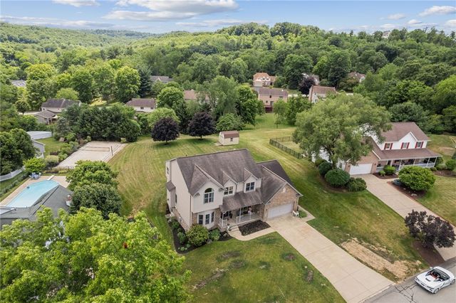 3324 Carriage Cir, Murrysville, PA 15632