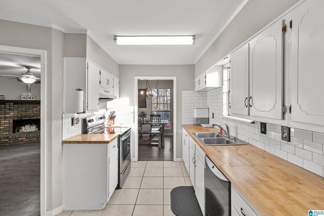 3136 FIELDSTONE CIRCLE, Birmingham, AL 35215