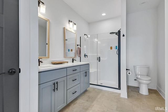 453 W That Road, Bloomington, IN 47403