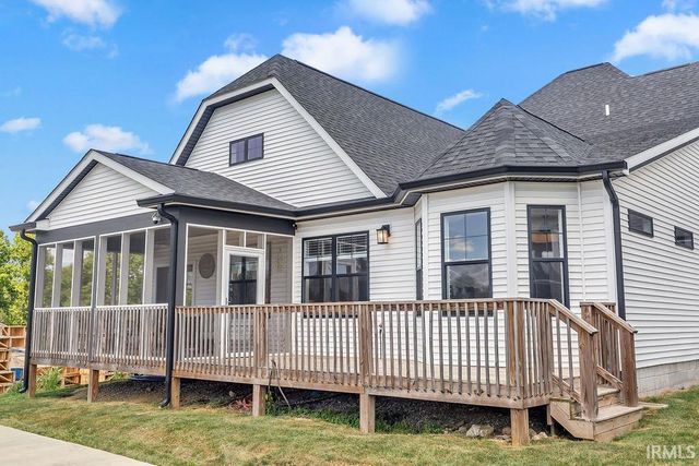 453 W That Road, Bloomington, IN 47403