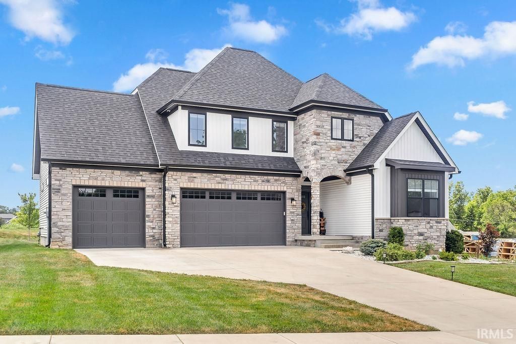 453 W That Road, Bloomington, IN 47403