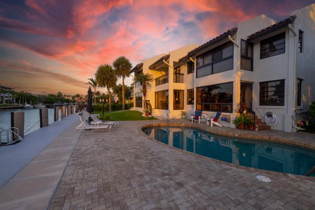 1015 Bel Air Drive 2, Highland Beach, FL 33487