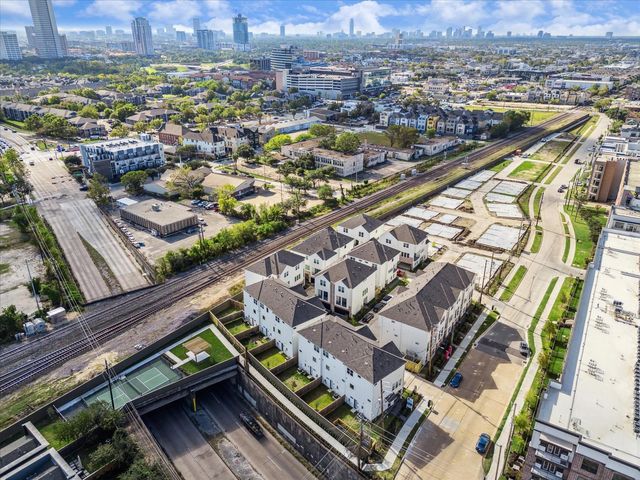 3065 Hicks Street, Houston, TX 77007