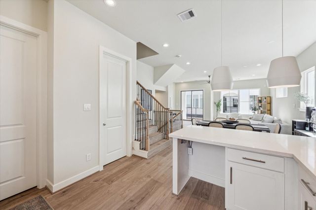 3065 Hicks Street, Houston, TX 77007