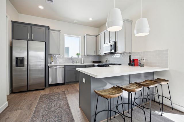 3065 Hicks Street, Houston, TX 77007