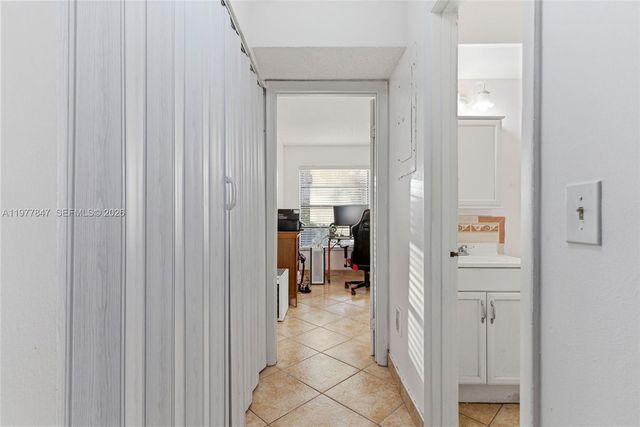 13253 SW 110th Ter 19-1, Miami, FL 33186