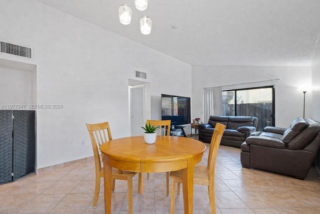 13253 SW 110th Ter 19-1, Miami, FL 33186