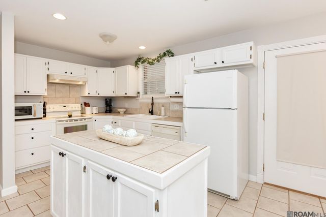 4345 Dunleith Ave, Port Allen, LA 70767
