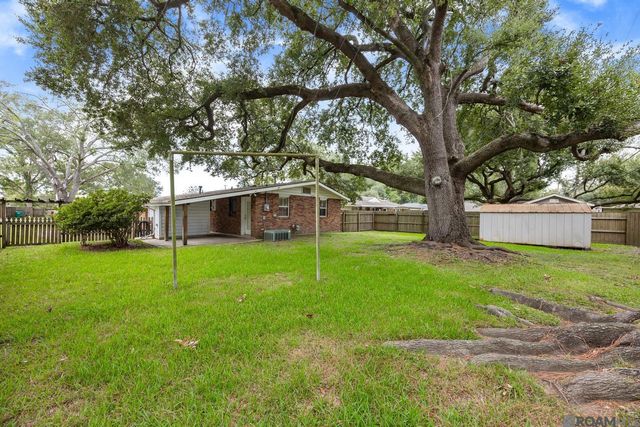 4345 Dunleith Ave, Port Allen, LA 70767