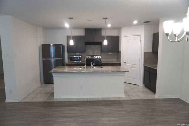 6814 Beltran Pass, San Antonio, TX 78252