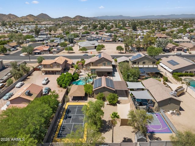 2437 E GROVERS Avenue, Phoenix, AZ 85032