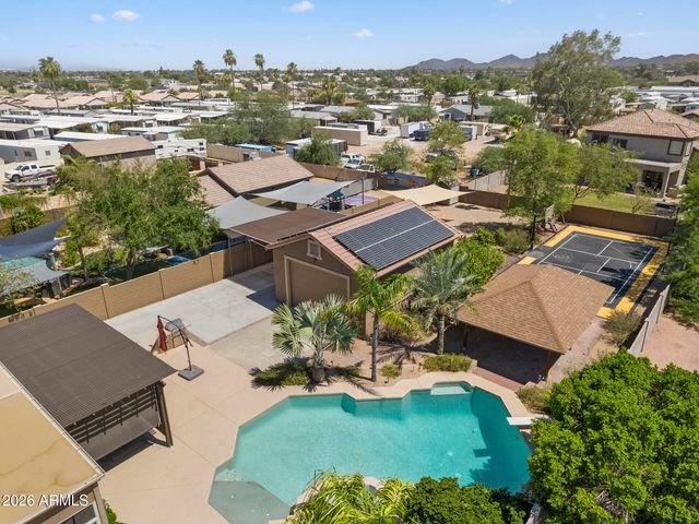 2437 E GROVERS Avenue, Phoenix, AZ 85032