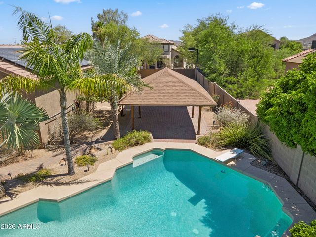 2437 E GROVERS Avenue, Phoenix, AZ 85032