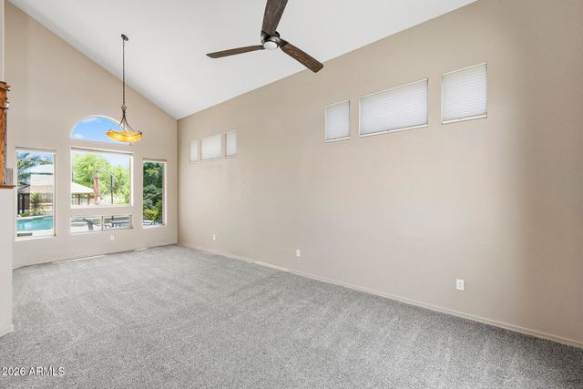 2437 E GROVERS Avenue, Phoenix, AZ 85032