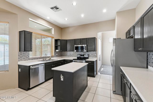 2437 E GROVERS Avenue, Phoenix, AZ 85032