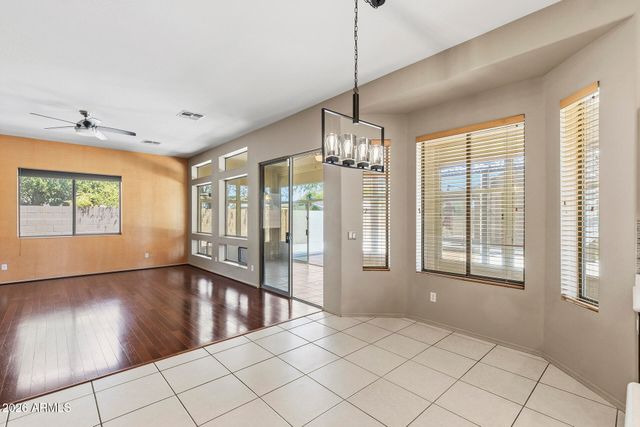 2437 E GROVERS Avenue, Phoenix, AZ 85032
