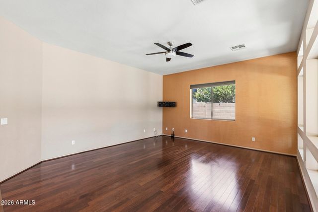2437 E GROVERS Avenue, Phoenix, AZ 85032