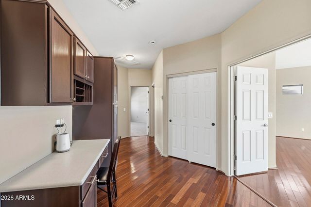 2437 E GROVERS Avenue, Phoenix, AZ 85032
