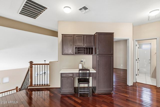2437 E GROVERS Avenue, Phoenix, AZ 85032