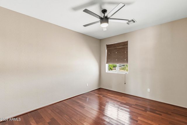 2437 E GROVERS Avenue, Phoenix, AZ 85032