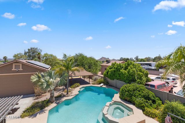 2437 E GROVERS Avenue, Phoenix, AZ 85032