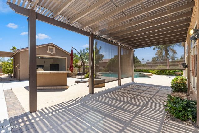 2437 E GROVERS Avenue, Phoenix, AZ 85032
